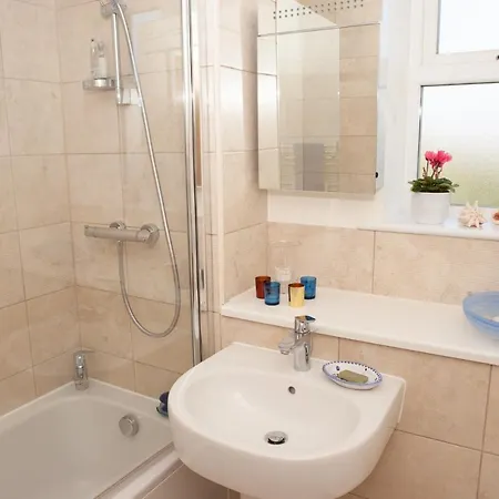 Σπίτι διακοπών Stylish And Cosy Townhouse - Free Parking